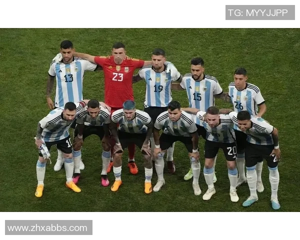 足球巨星退役后的新生活与影响力转变分析